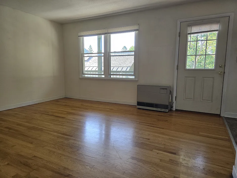 103 N Winooski Ave #9