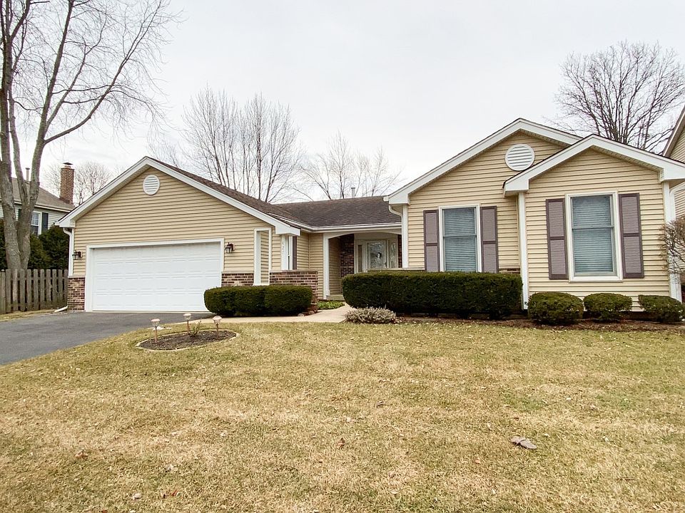 1st image of 427 Kenilworth Dr