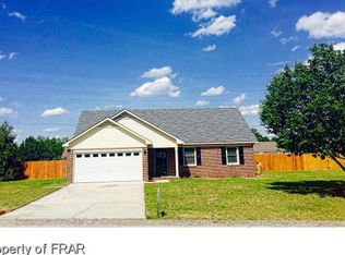 111 Pheasant Ct, Fayetteville, NC 28306