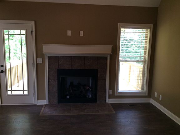 3rd image of 1041 Quiver Ln