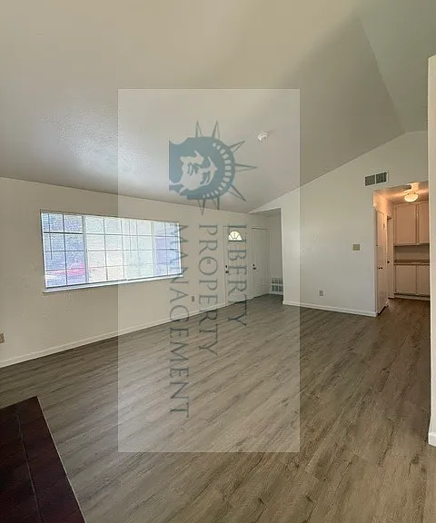 1949 Plymouth Dr — Photo 11