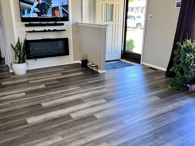 38485 Monmouth St — Photo 4