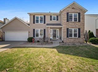 3103 Ridge Crest Dr, Bloomington, IL 61704