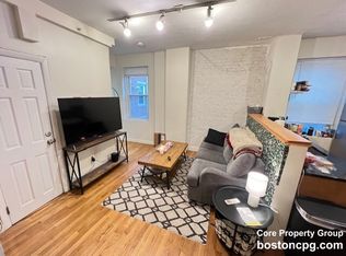 33 N Margin St APT 2, Boston, MA 02113