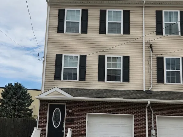 327 S Adams St, West Chester, PA 19382
