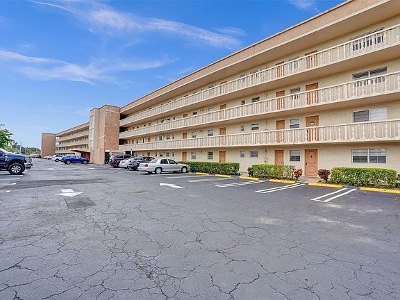 2nd image of 5100 SW 90th Avenue #412