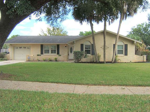 3rd image of 7910 La Nain Dr