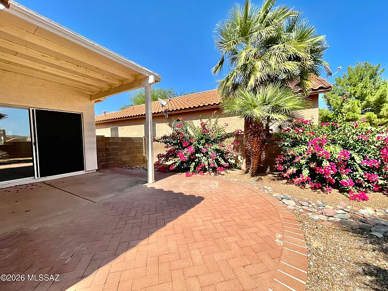 7774 E Castle Valley Way — Photo 32