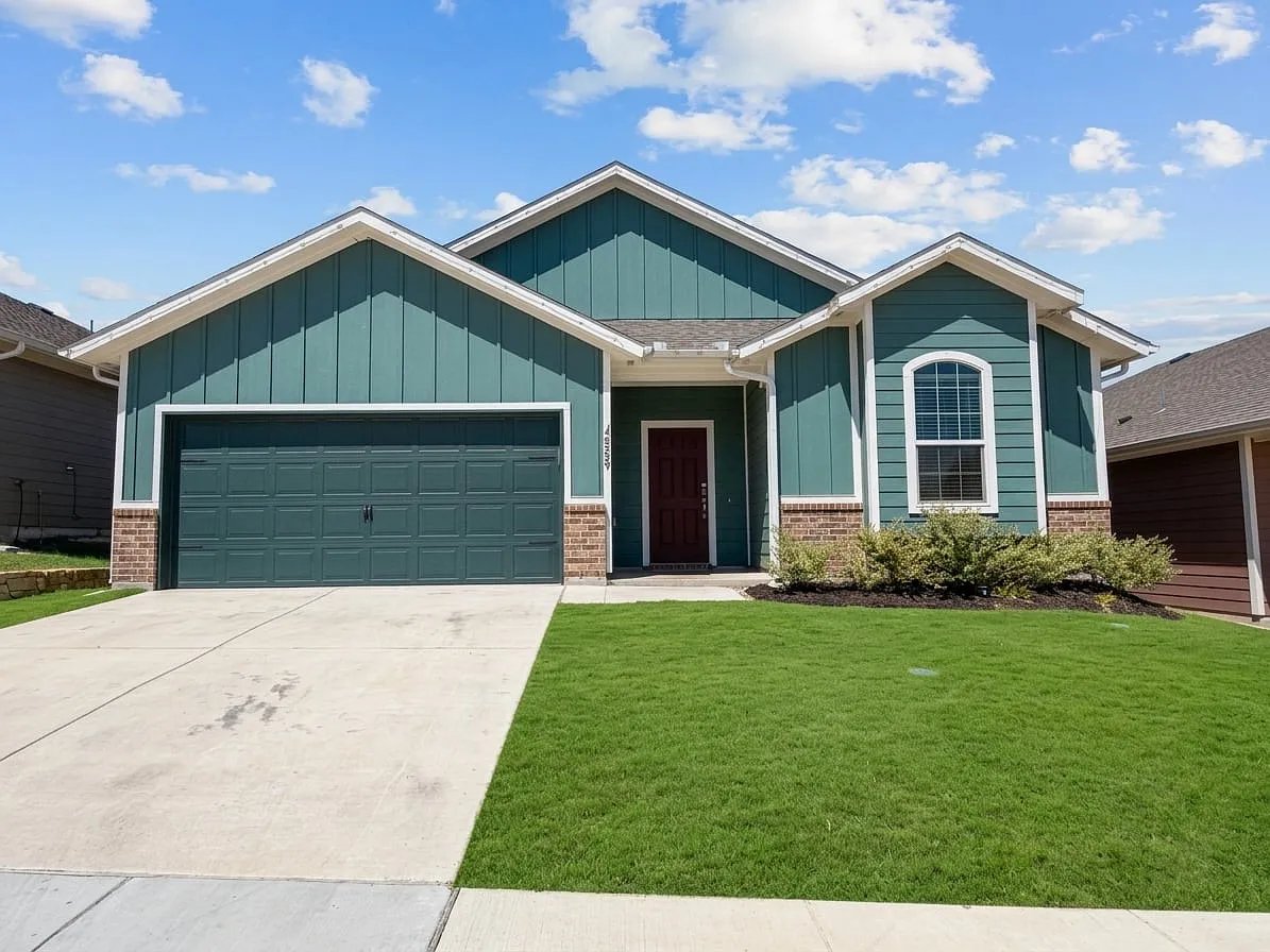 4559 Foxton Ln — Photo 1