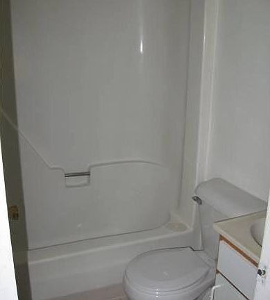 3rd image of 479 Lisa Sq APT 104