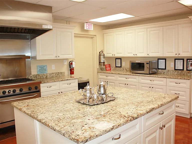 4575 Cove Cir #309 — Photo 65