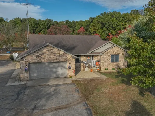 795 S 1025 E, Knox, IN 46534
