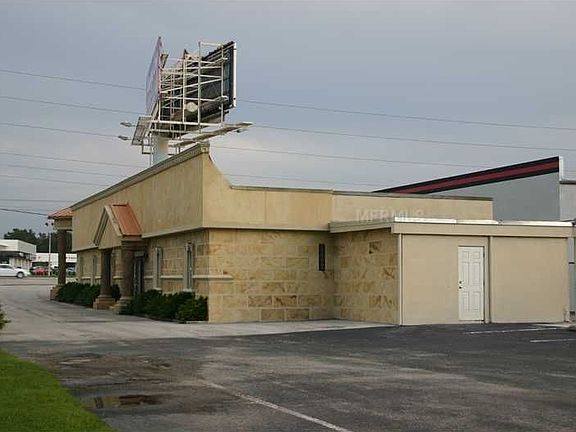 4th image of 5115 S Florida Ave