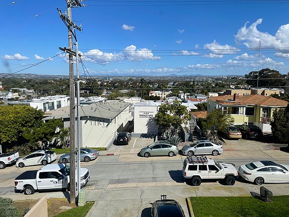 3rd image of 4151 Udall St APT 1