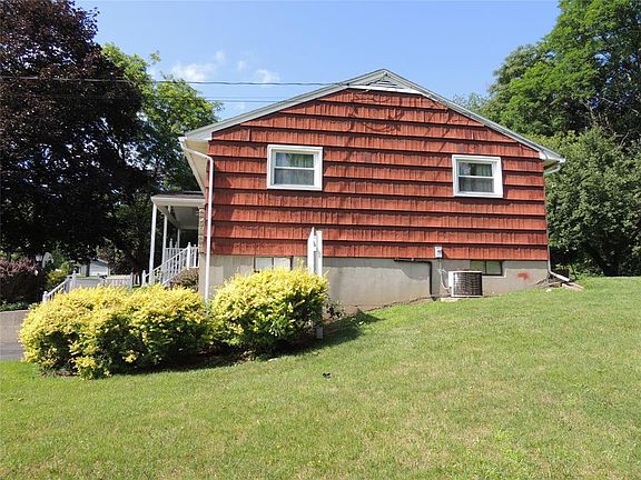 5th image of 12 Clarendon Dr