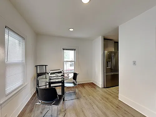 Floor plan 35 E Daniel St - Lease Now for Fall 2027