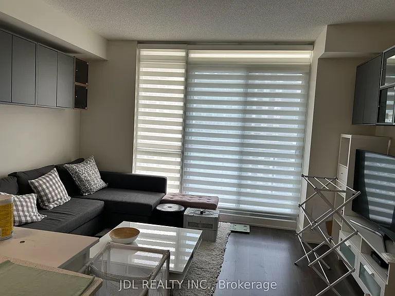 30 Roehampton Ave #2309 — Photo 4