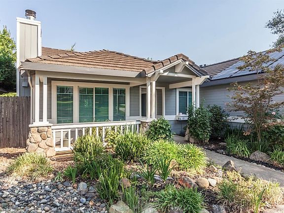 3rd image of 3321 Burberry Way