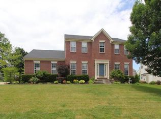 7777 Golden Meadow Dr, Mason, OH 45040