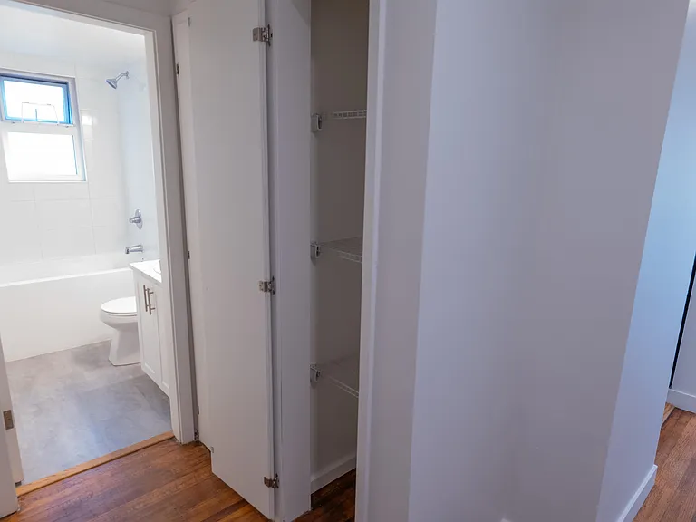 2185 Oxford St #103 — Photo 20