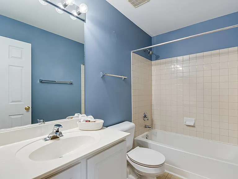 913 Genesee Dr — Photo 20