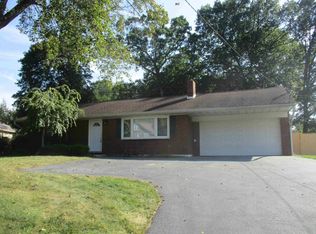 92 Spackenkill Rd, Poughkeepsie, NY 12603