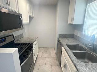 563 Cherry Ave APT 302, Long Beach, CA 90802