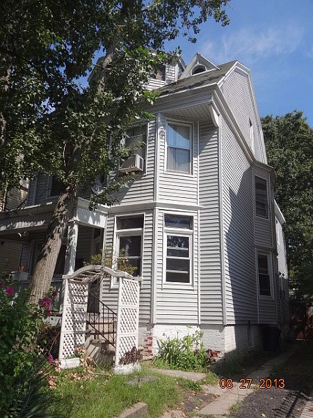 2nd image of 104 N 16th St