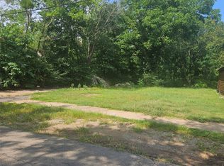 444 5th St SW, Paris, TX 75460