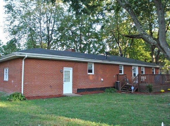 2nd image of 5412 Bungalow Dr