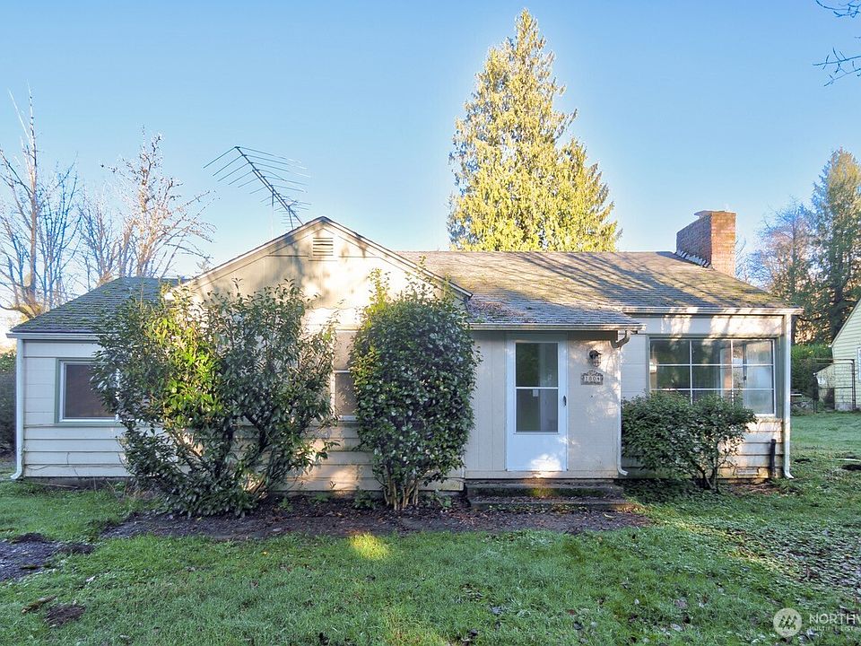 1st image of 1804 33rd Avenue NE