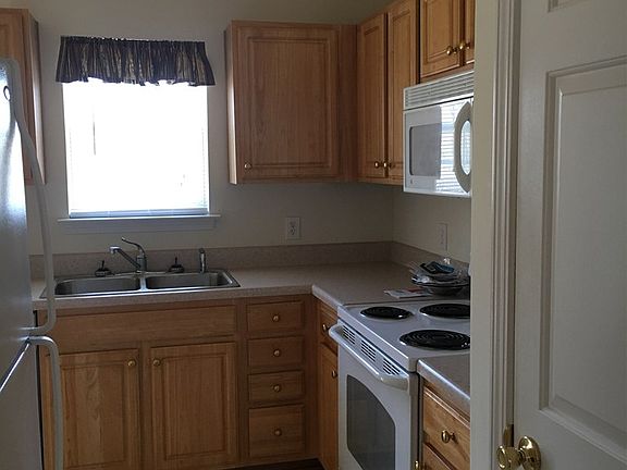 5th image of 1837 Oakhurst Dr