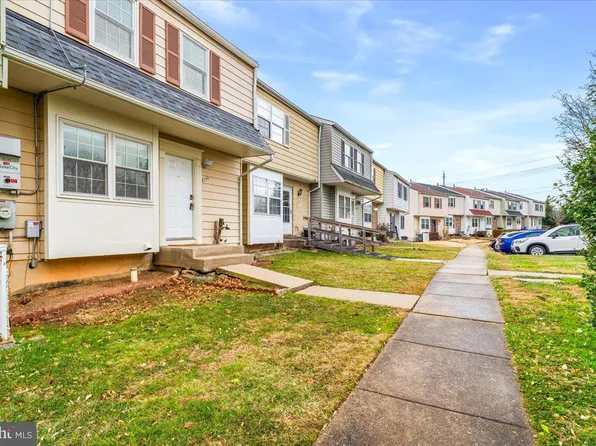 8340 Mountain Ash Way, Gaithersburg, MD 20879