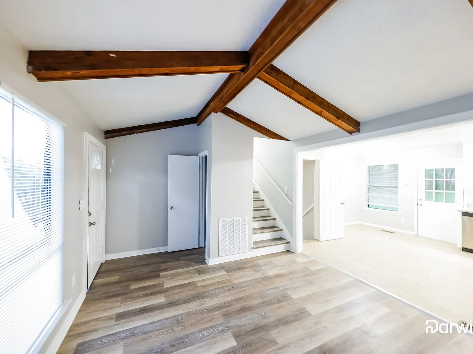 3 bed, 1.5 bath, 1558 sqft, $1,515 — Photo 4