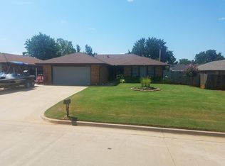 2420 Northwood Ln, Edmond, OK 73013