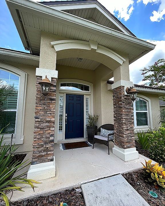 2nd image of 50 Flora Lake Cir