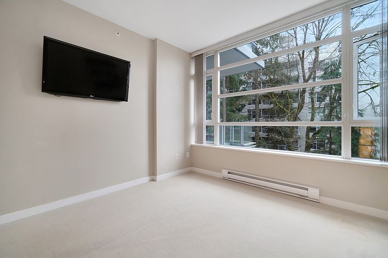 Burnaby Apartment for rent - 2 Bedrooms — photo 18