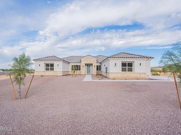 3rd image of 8578 N BUENA VISTA Drive