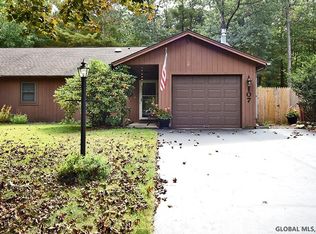 107 Thimbleberry Rd, Malta, NY 12020