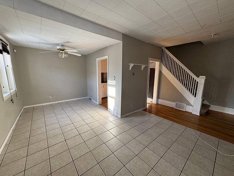 Winnipeg Apartment for rent - 3 Bedrooms — photo 3