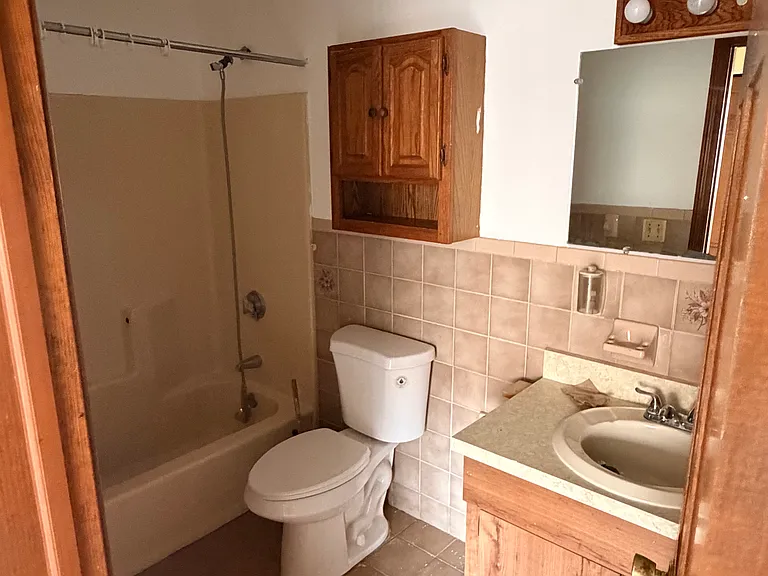 73 Mountford St #5B — Photo 6