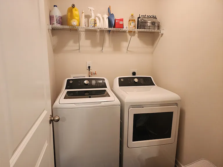 1300 Arbor Ct — Photo 20