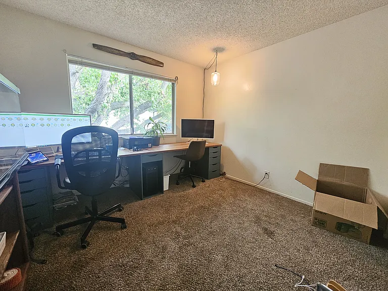 1908 El Paso Ave #2 — Photo 7