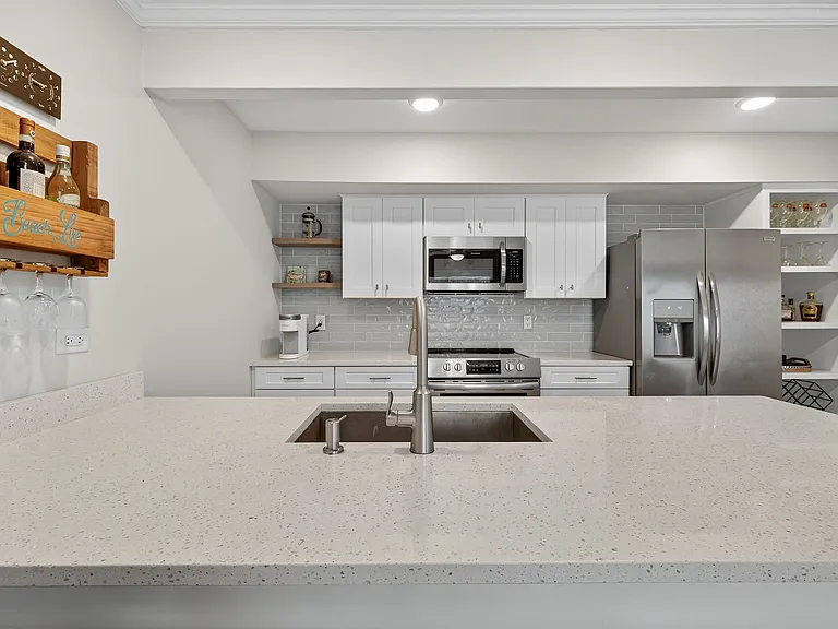 120 Driftwood Ct — Photo 27