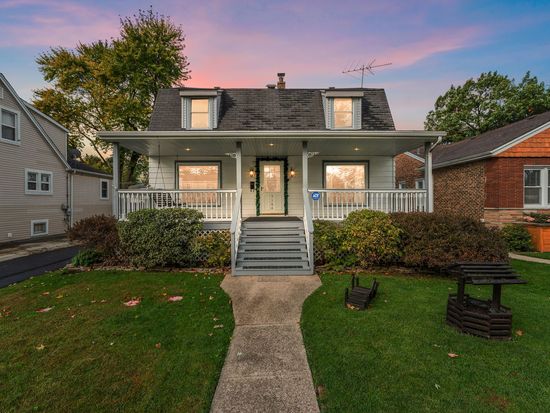 9146 S Spaulding Ave, Evergreen Park, IL 60805