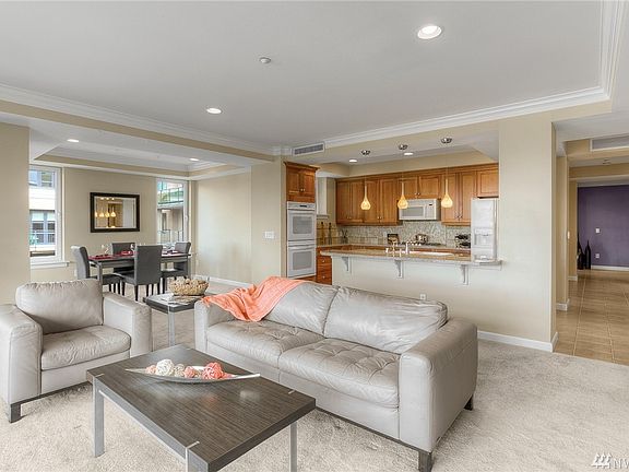 4th image of 10047 Main St APT 410