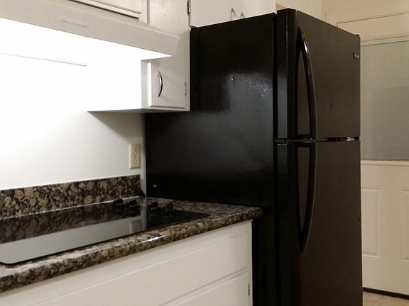 4th image of 5412 E Boise St