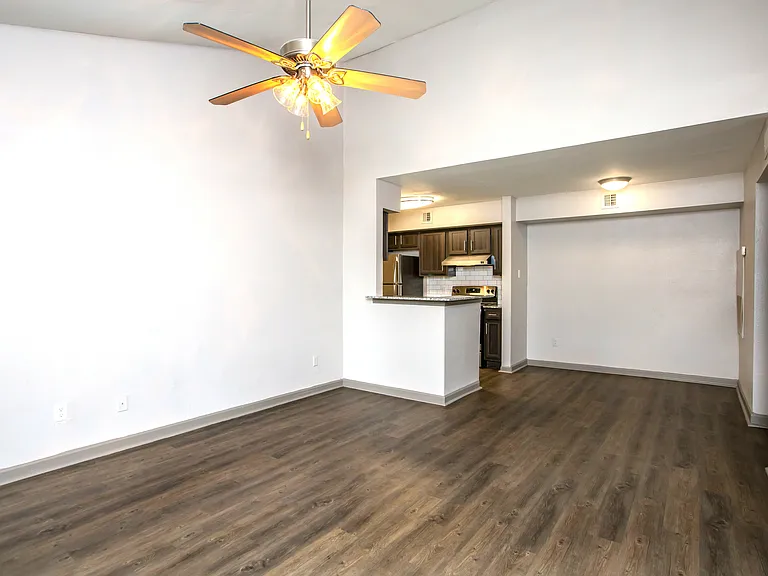 The Burke Apartments — Photo 56