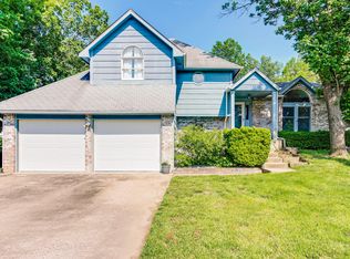 1604 Jesse Ln, Columbia, MO 65203