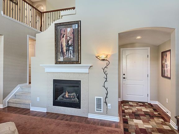 Notable arches and detailing in open floor plan layout